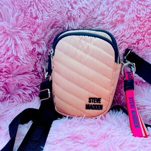 Steve Madden light pink 3 zip crossbody